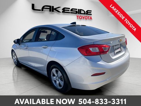 Used 2017 Chevrolet Cruze LS image 4