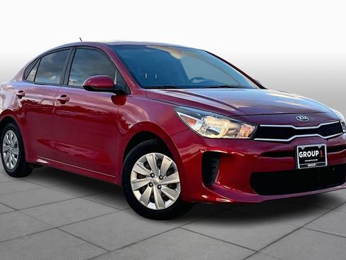 Used 2018 Kia Rio S image 2