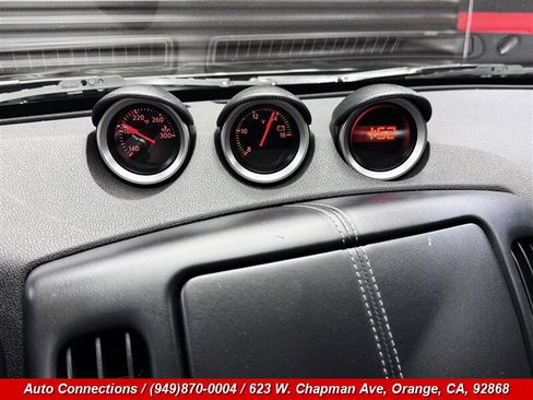 Used 2020 Nissan 370Z Coupe RWD image 16