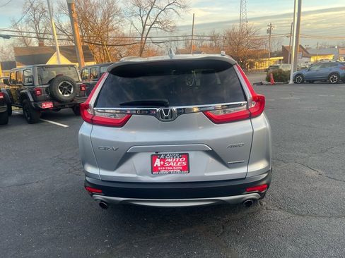 Used 2018 Honda CR-V Touring image 7