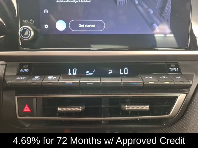 Used 2025 Toyota Camry SE FWD image 28