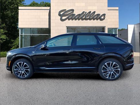 New 2026 Cadillac Optiq Sport 1 image 2