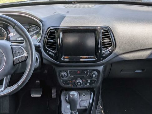 Used 2020 Jeep Compass Limited AWD/4WD image 17