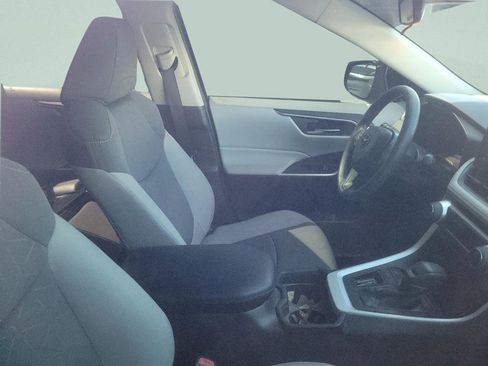 Certified 2021 Toyota RAV4 XLE image 5