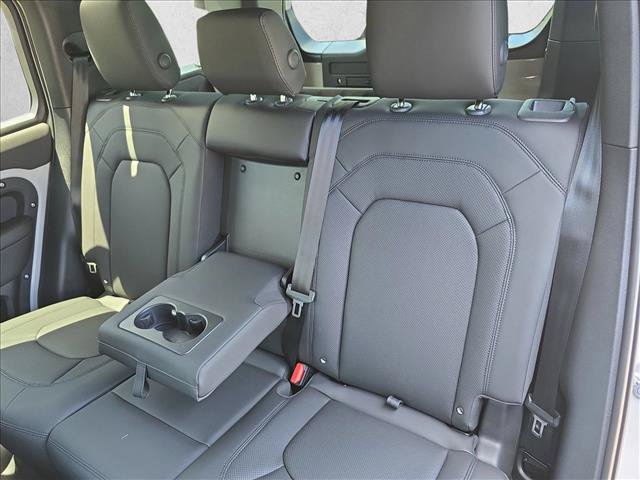 New 2026 Land Rover Defender 110 S AWD/4WD image 13