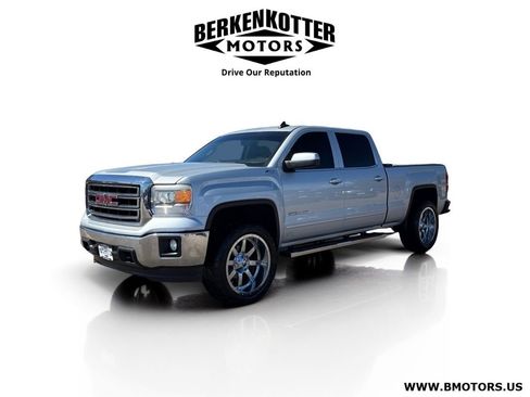 Used 2015 GMC Sierra 1500 SLE w/ SLE Value Package AWD/4WD image 3