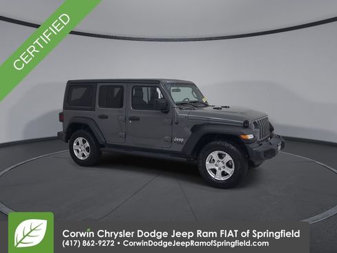 Used 2021 Jeep Wrangler Unlimited Sport AWD/4WD image 2