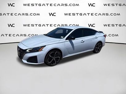 Used 2024 Nissan Altima 2.5 SR