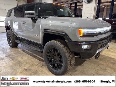 New 2025 GMC Hummer EV 2X image 8