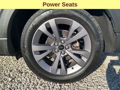 Used 2021 Ford Explorer XLT w/ Equipment Group 202A image 9