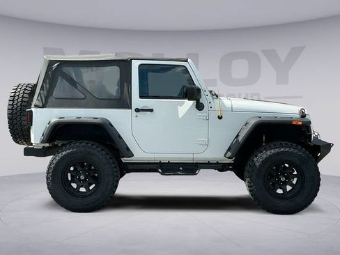 Used 2016 Jeep Wrangler Sport w/ Quick Order Package 23S AWD/4WD image 6