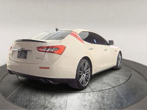 Used 2014 Maserati Ghibli S Q4 image 2