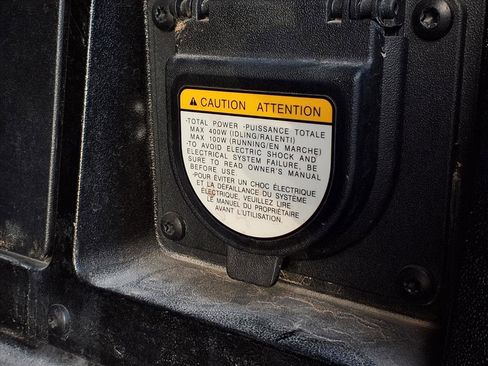 Used 2023 Toyota Tacoma TRD Off-Road image 28