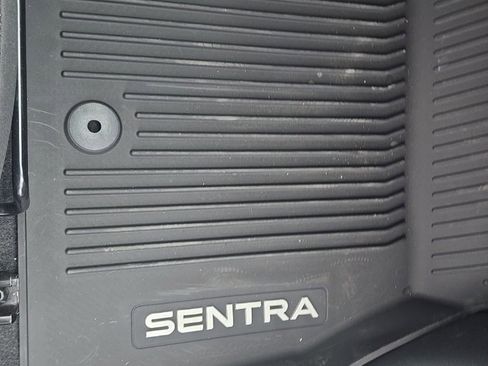 Used 2026 Nissan Sentra SR w/ SR Premium Package image 25