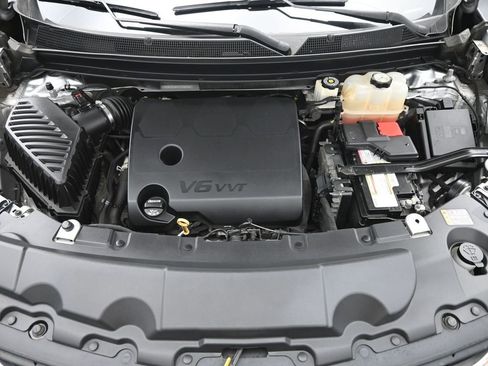 Used 2018 Chevrolet Traverse LS image 24