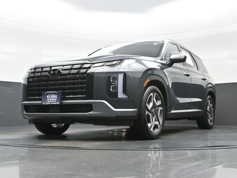 Certified 2023 Hyundai Palisade SEL w/ Winter Package AWD/4WD image 28