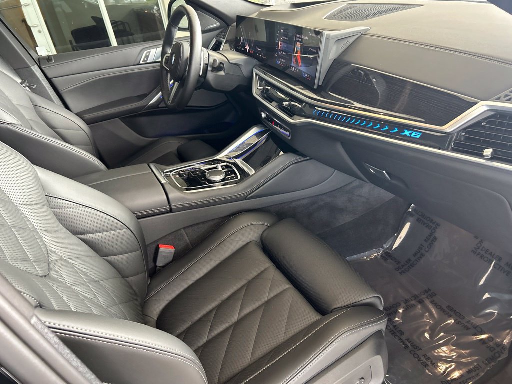 Used 2026 BMW X6 xDrive40i AWD/4WD image 26