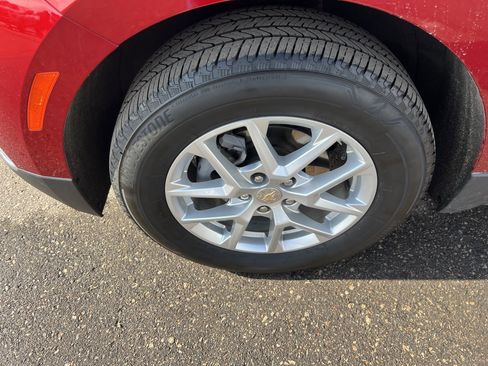 Certified 2023 Chevrolet Equinox LT AWD/4WD image 4