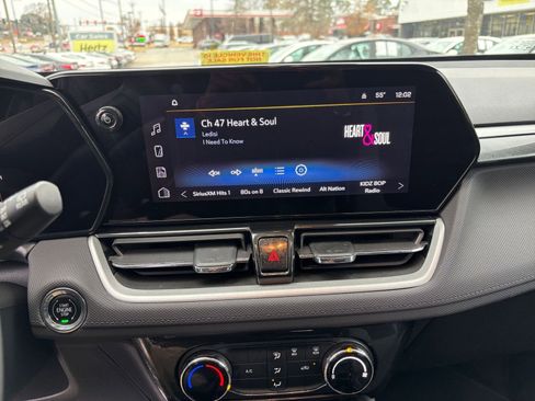 Used 2025 Chevrolet TrailBlazer LT image 20