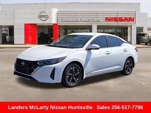 Used 2025 Nissan Sentra SV w/ All-Weather Package FWD image 9