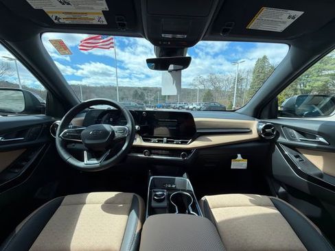 New 2026 Chevrolet Equinox ACTIV w/ Convenience Package III FWD image 26