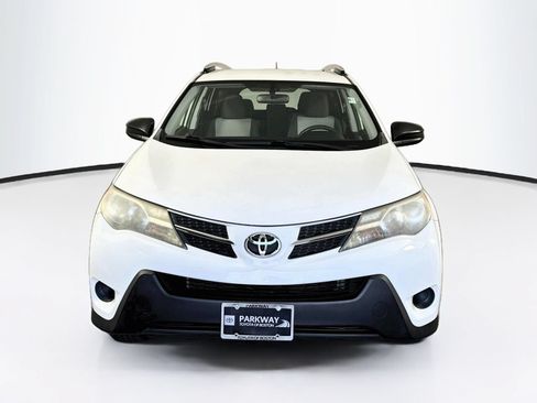 Used 2014 Toyota RAV4 LE AWD/4WD image 2