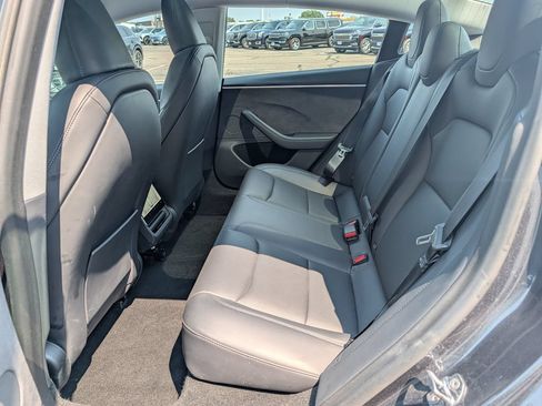 Used 2025 Tesla Model 3 Long Range AWD/4WD image 15