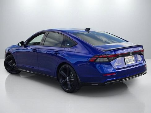 Used 2023 Honda Accord Sport image 6
