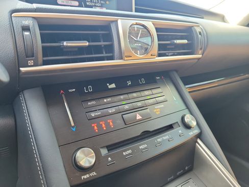 Used 2018 Lexus IS 300 w/ Premium Package RWD image 26