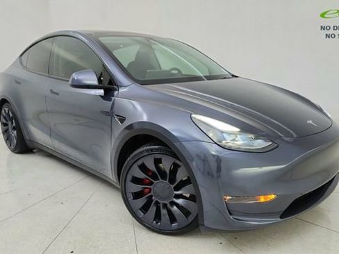 Used 2023 Tesla Model Y Performance image 86