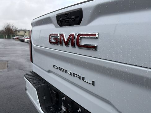 New 2026 GMC Sierra 3500 Denali w/ Technology Package image 34