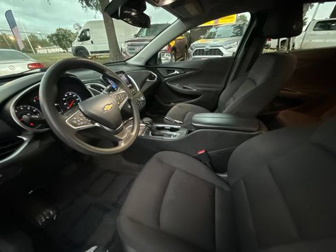 Used 2024 Chevrolet Malibu LT FWD image 15