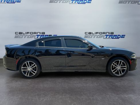 Used 2018 Dodge Charger GT AWD/4WD image 4
