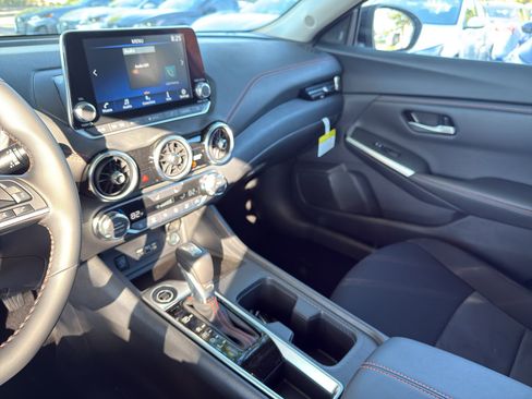 New 2025 Nissan Sentra SR image 23