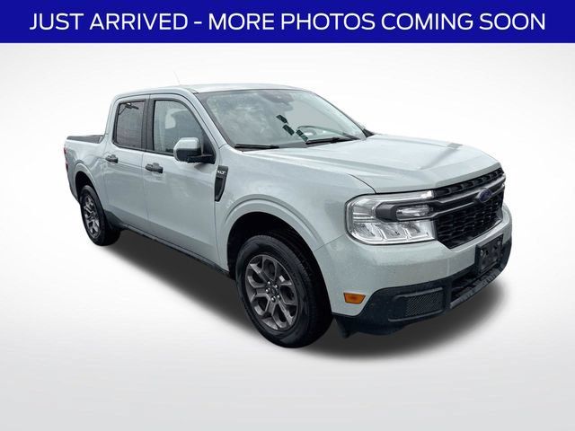 Certified 2022 Ford Maverick XLT w/ Equipment Group 300A Standard AWD/4WD image 1