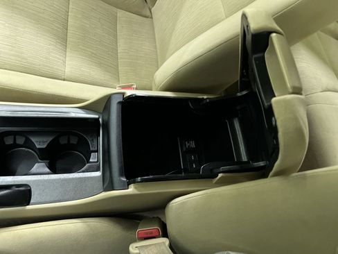Used 2012 Honda Accord LX image 23