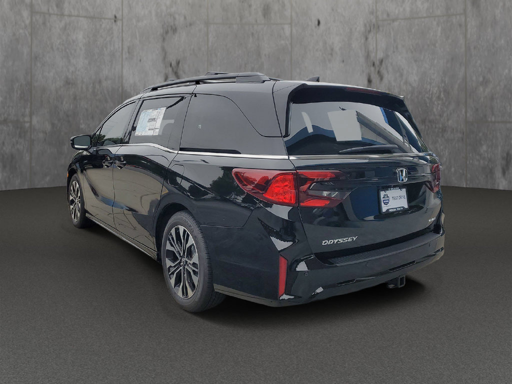 New 2027 Honda Odyssey Elite image 4