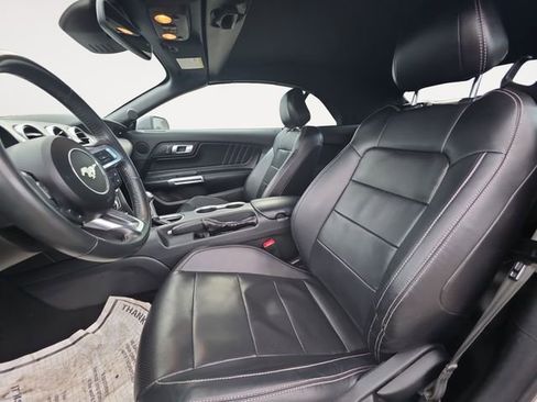 Used 2021 Ford Mustang Premium image 9