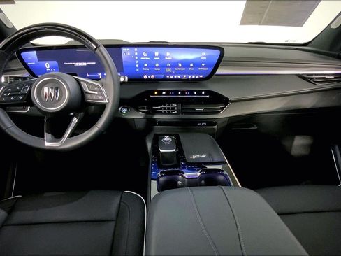 Used 2025 Buick Enclave Avenir w/ Super Cruise Package FWD image 15