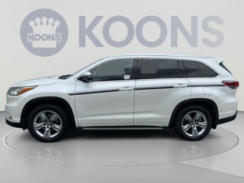 Used 2016 Toyota Highlander Limited AWD/4WD image 2