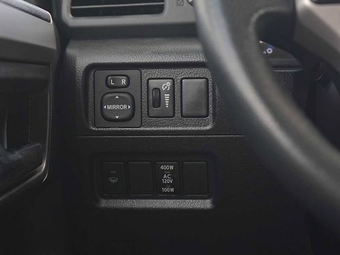 Used 2015 Toyota 4Runner SR5 Premium image 22