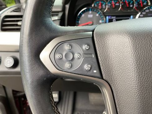 Used 2019 Chevrolet Tahoe Premier AWD/4WD image 22