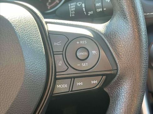 Certified 2025 Toyota RAV4 XLE AWD/4WD image 24