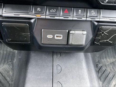 Used 2020 Chevrolet Silverado 1500 LT w/ All-Star Edition image 33