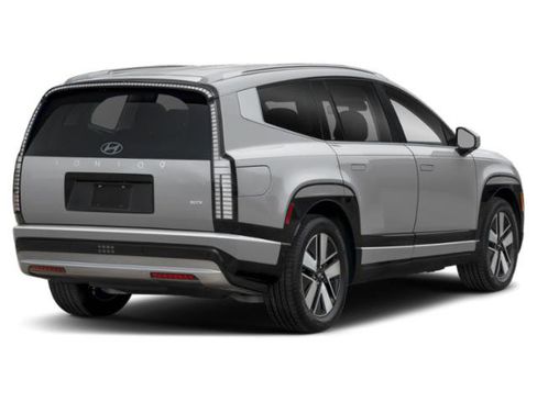 New 2026 Hyundai Ioniq 9 SE image 3