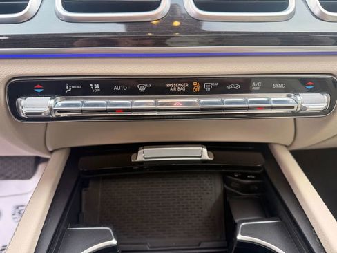 Used 2020 Mercedes-Benz GLE 350 4MATIC w/ 3rd Row Seat Package image 24