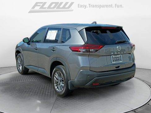 Used 2021 Nissan Rogue S FWD image 5