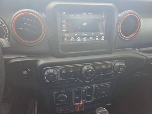 Used 2021 Jeep Gladiator Mojave w/ Cold Weather Group AWD/4WD image 14