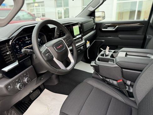 New 2026 GMC Sierra 1500 Elevation image 12