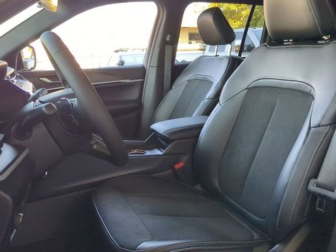 New 2026 Jeep Grand Cherokee Altitude AWD/4WD image 6